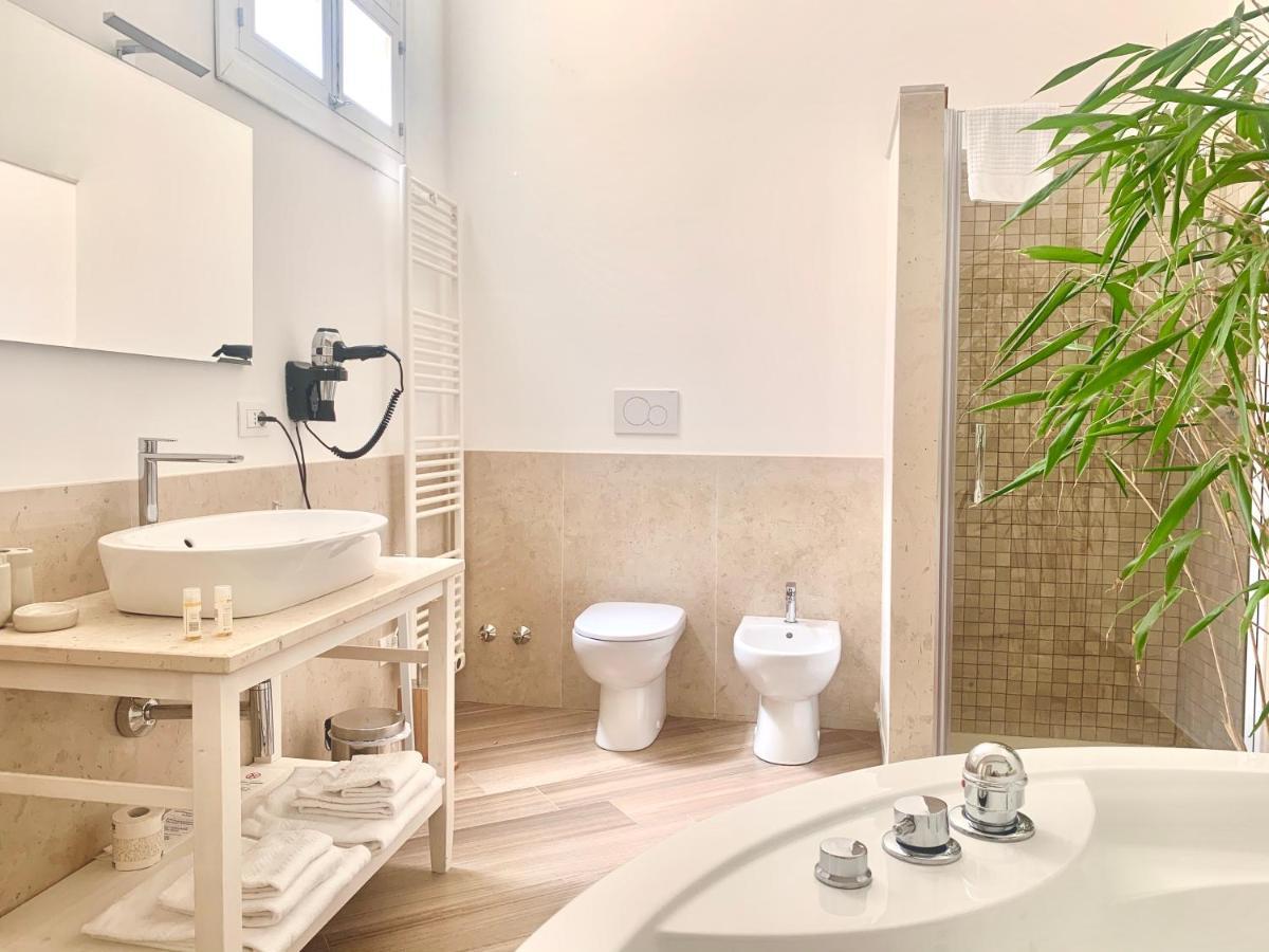 Dimora San Biagio Suites&Apartment Лечче Экстерьер фото